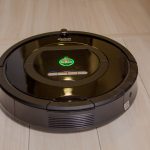 ルンバのホームベースが動いて帰れない|100円で固定して解決!