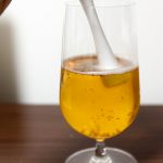 缶ビールでクリーミーな泡を作る | 超音波フォーマー