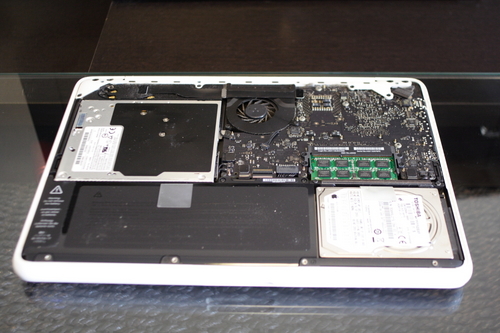 MacBook修理（分解）